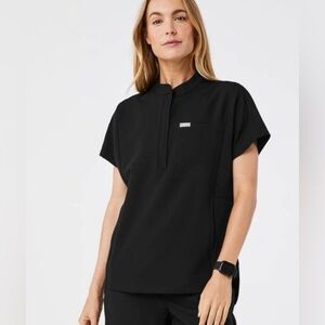LIMITED edition Figs Black oversized top